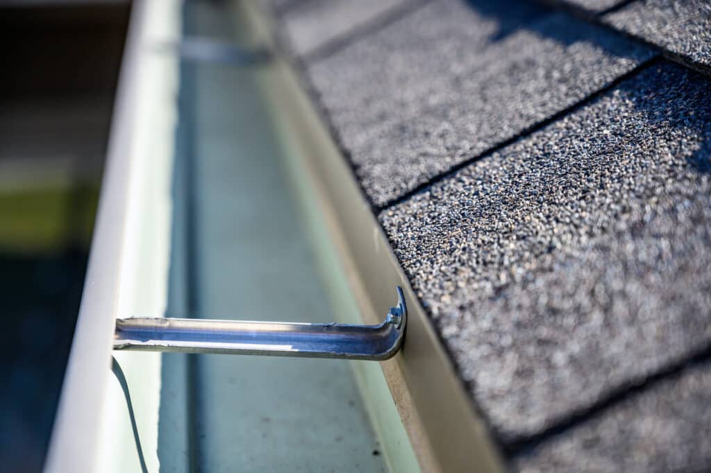 Lowell gutter cleaning near me